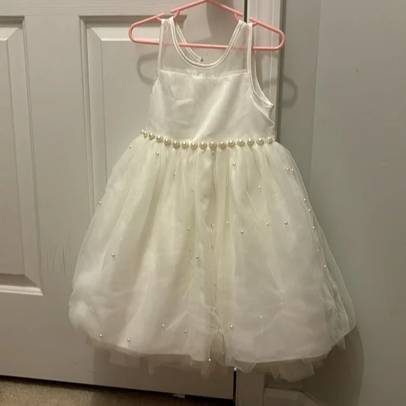 Cute sparkly kid dress - Picture 1 of 6